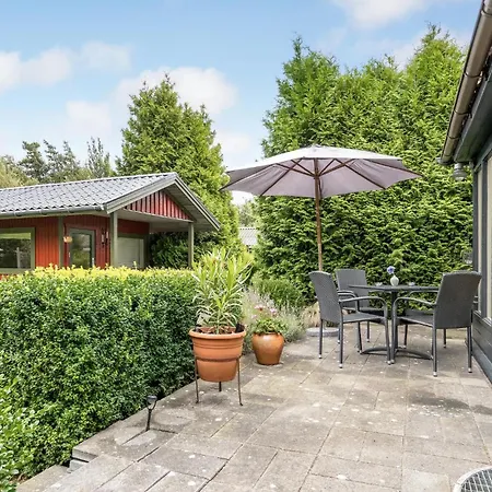Vakantiehuis Gorgeous Home In Gedser With Sauna *