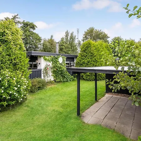 Gorgeous Home In Gedser With Sauna