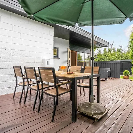 Gorgeous Home In Gedser With Sauna Vakantiehuis