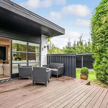 Gorgeous Home In Gedser With Sauna Vakantiehuis Gedser
